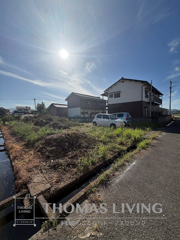 秋松戸建て 駐車場