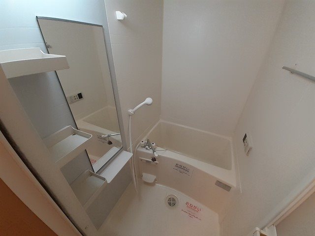 Casa gialla 風呂画像