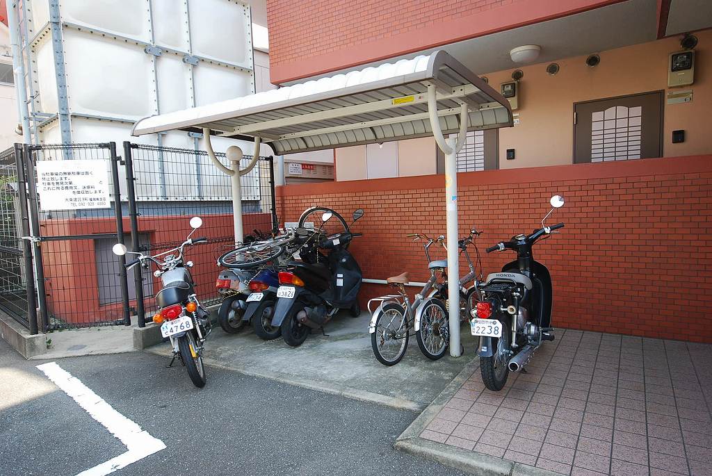 レヴェランス 外観