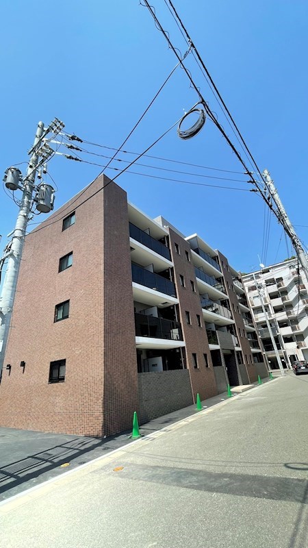 アヴァンセ千早 外観