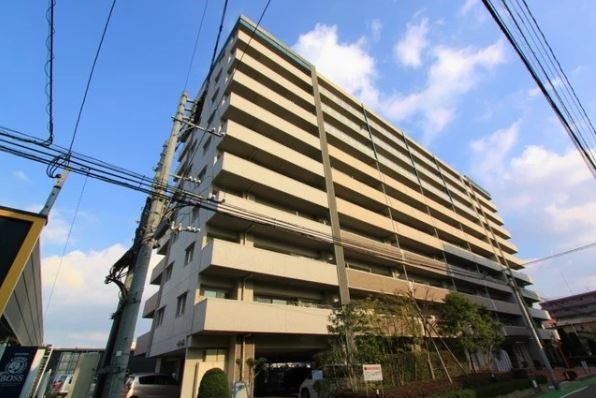 アンピール博多駅南 外観