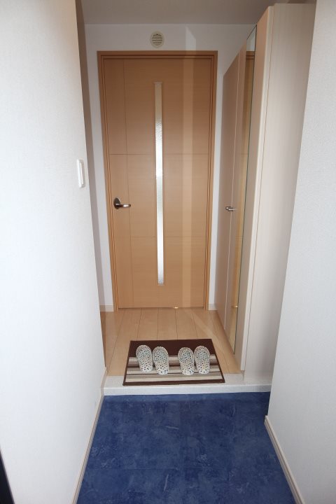 オータムレーベン 玄関