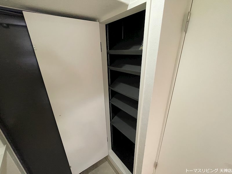 エンクレスト赤坂 玄関