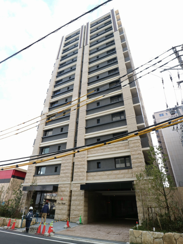 ドゥーエ赤坂 外観