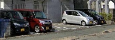 アベニュー88 駐車場