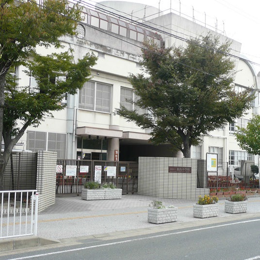 アベニュー88 小学校