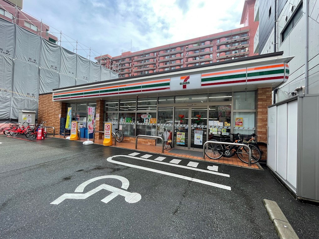 フォレステージュ天神 コンビニ