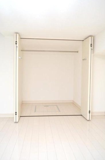 エバーブライト馬出 収納