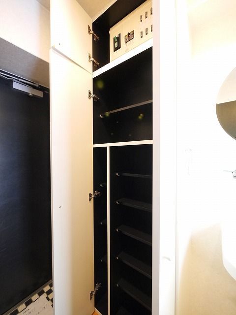 エンクレスト赤坂壱番館 収納