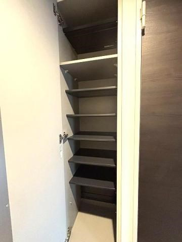 サニークレスト西新 収納