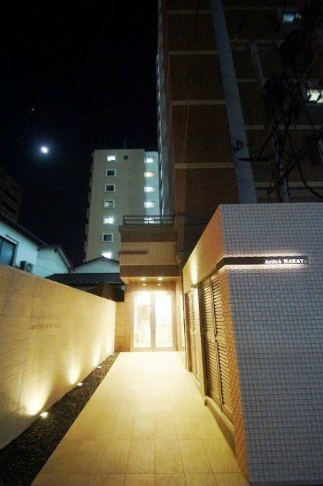 アルティザ博多駅南 エントランス