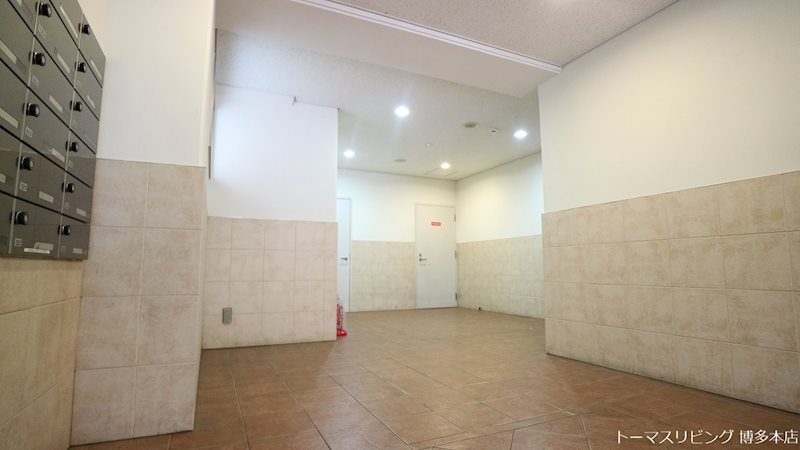 エトゥール博多駅前 ロビー