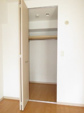 クレストｆ室見 収納