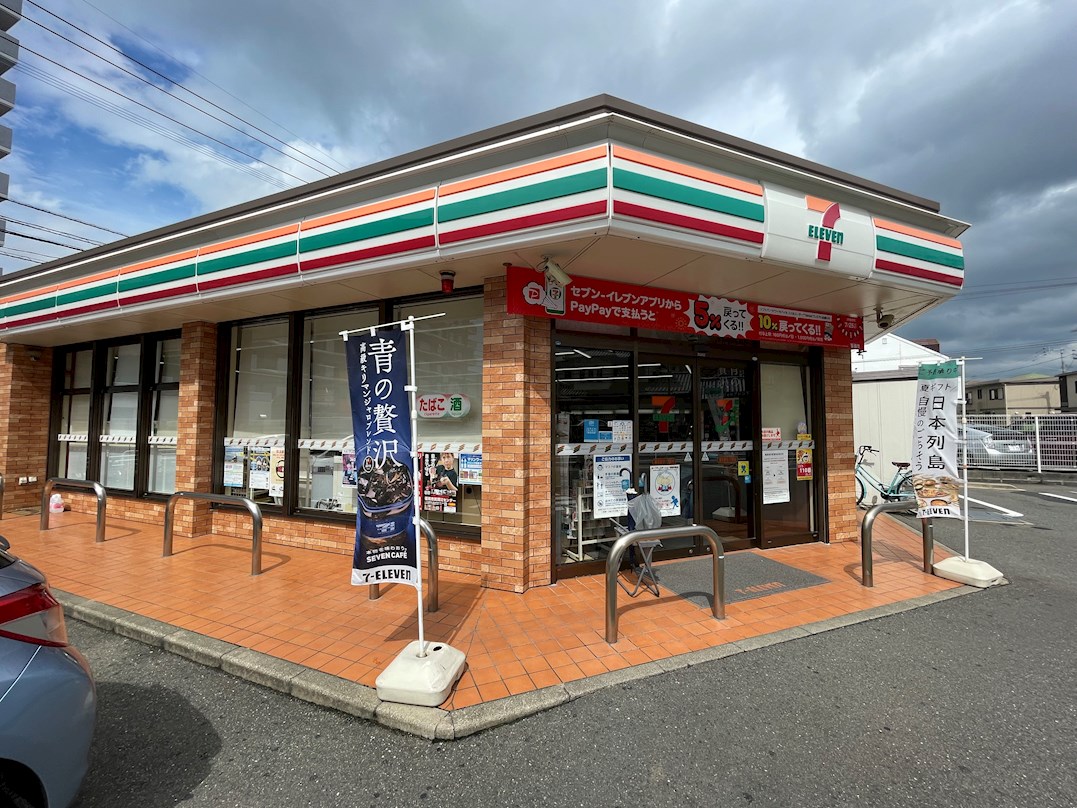 クレストｆ室見 コンビニ