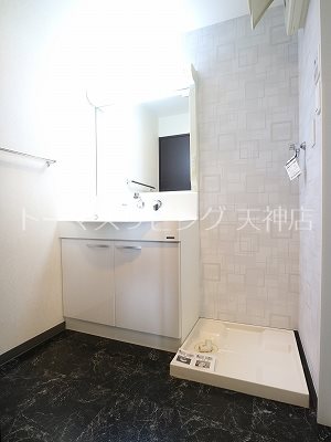 S-FORT警固タワー 洗面所