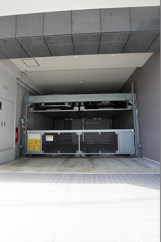 ネストピア天神東Ⅲ 駐車場