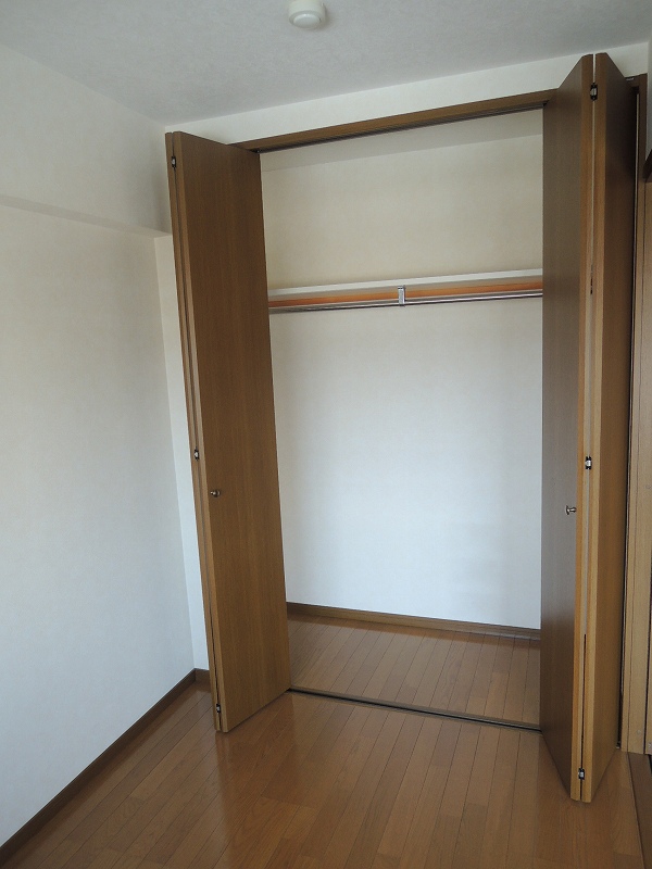 ウィステアリア博多東 収納
