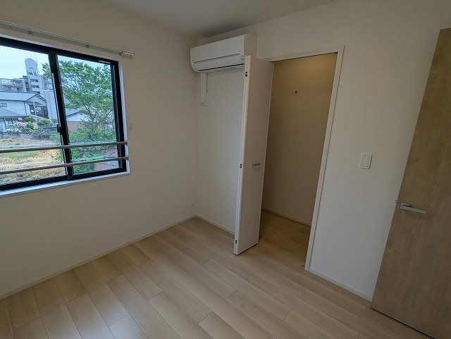 ジール二日市Ⅲ ベッドルーム