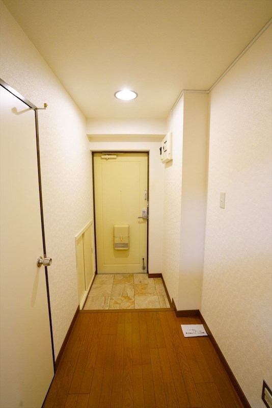 ヴィラ・タルタルーガ 玄関