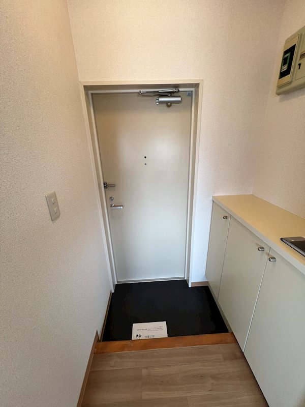 ライオンズマンション文京根津 玄関