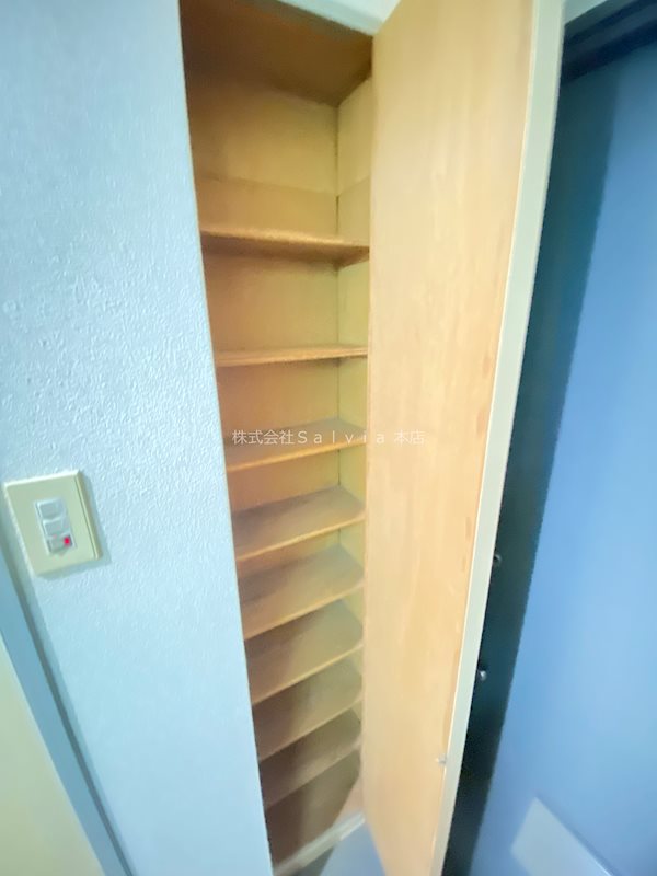 ヴァリー深井   収納