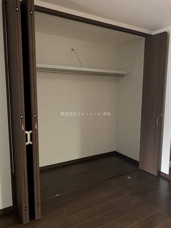 リレックス鳳中町 収納