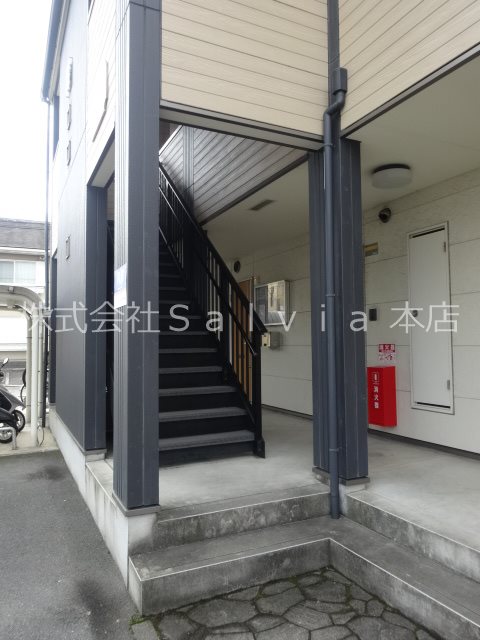 ハイブリッジ エントランス