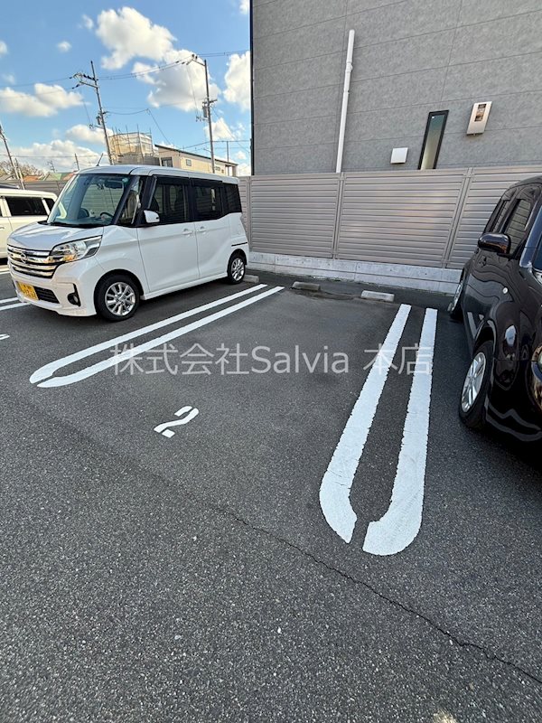 ケイズ　スペチアーレ 駐車場