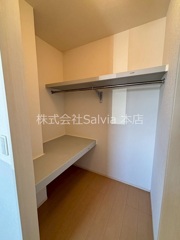 大阪府堺市中区伏尾 収納