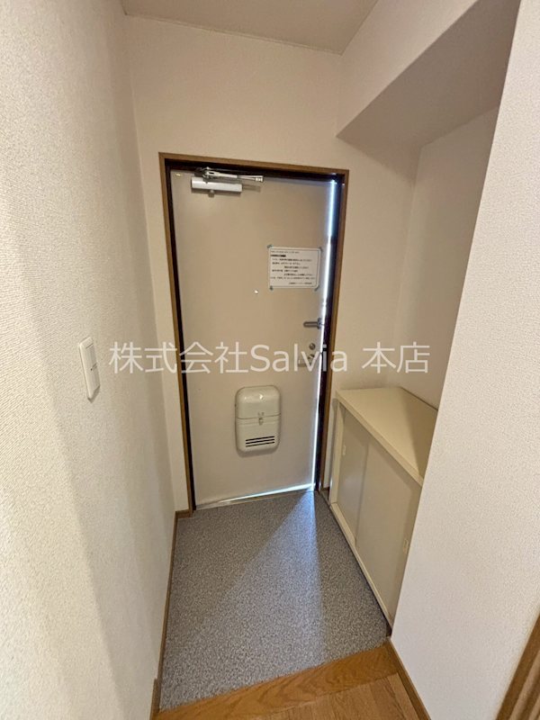 ハピネス坂口 玄関