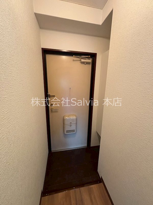 草愛マンション 玄関