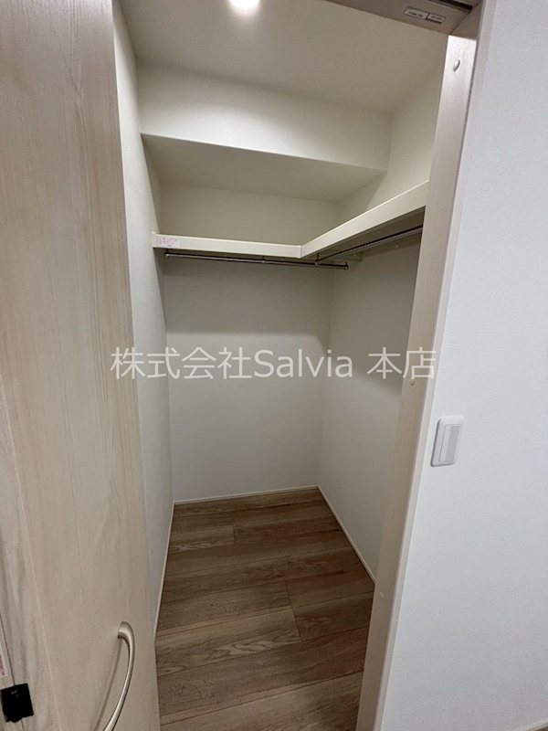 フジパレス百舌鳥駅東 収納
