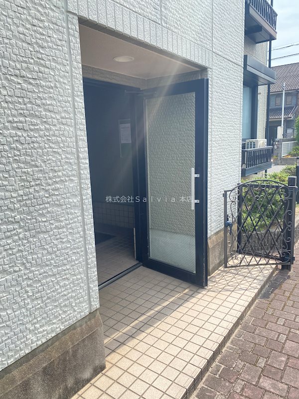 クレスト想 エントランス