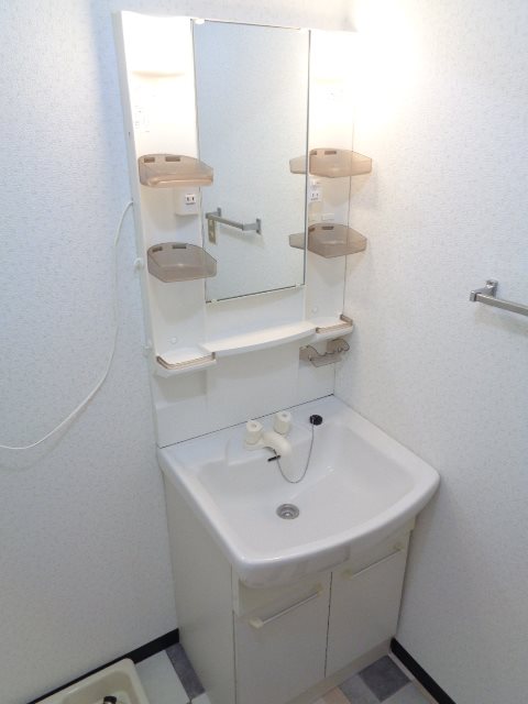 アムールオオカサ 風呂画像