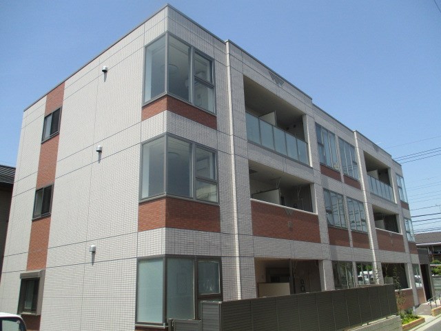 リオ アレーナ 外観
