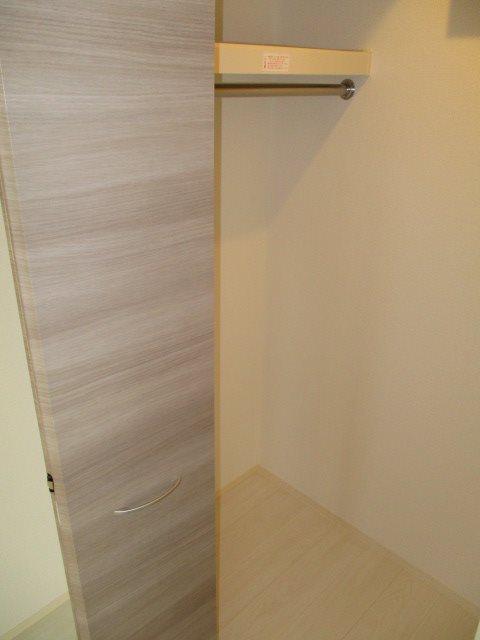 ヴィラルレザン 収納