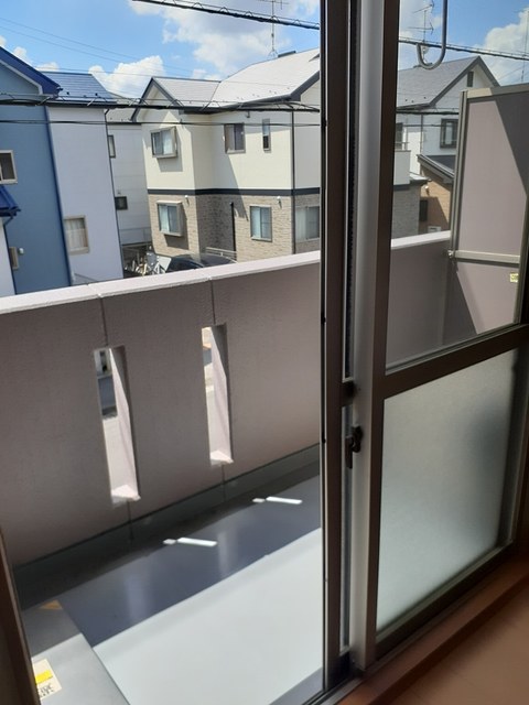 ロイヤル・レジデンス壱番館 ベランダ