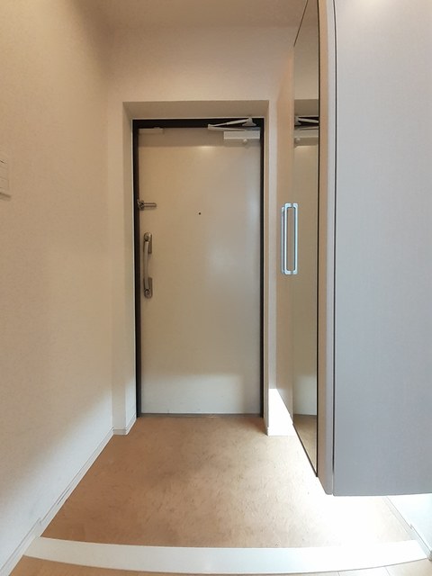 ＴＳ　レガシア 玄関