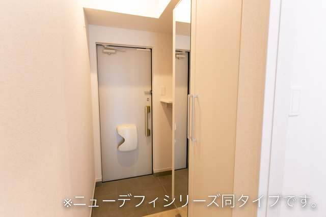 フォンターナ・ブリオ 玄関