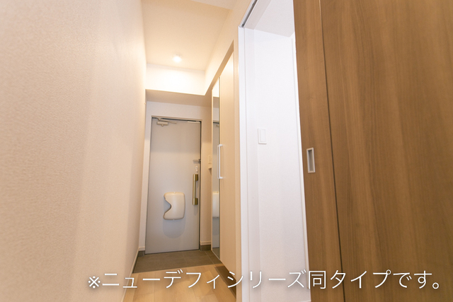 フォンターナ・ブリオ 玄関