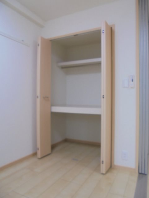 コートポワール国立 収納