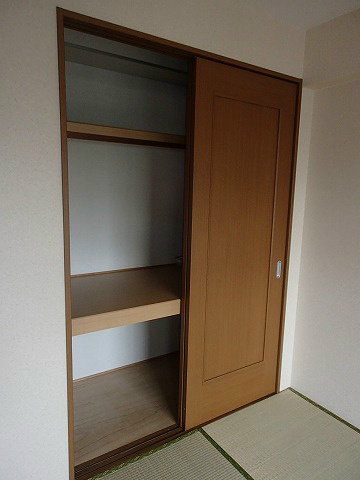 ウィステリア豊田 収納