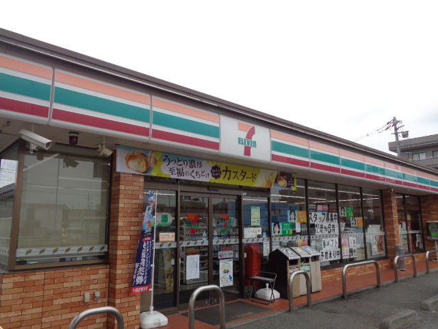 クーチャ万願寺 コンビニ