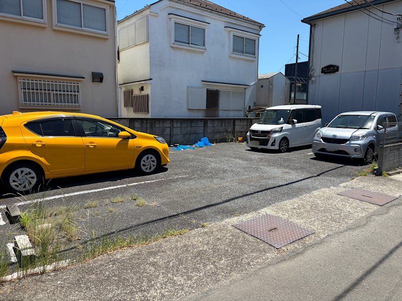 グレースＦ 駐車場