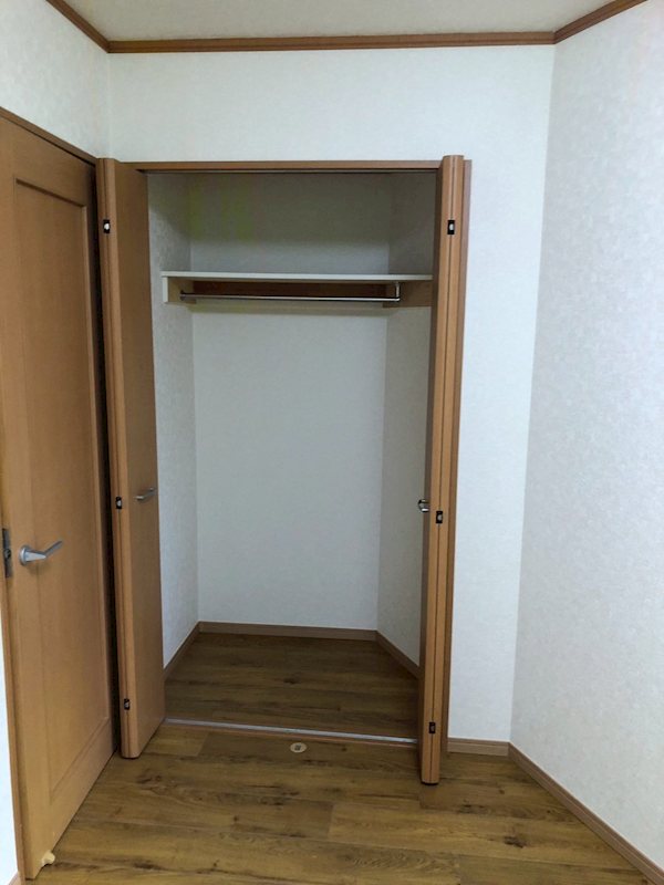 小島テラス  収納
