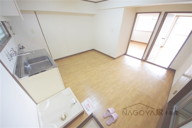 向陽ビル リビング