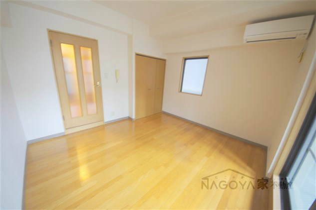 エスタシオン新栄 ベッドルーム