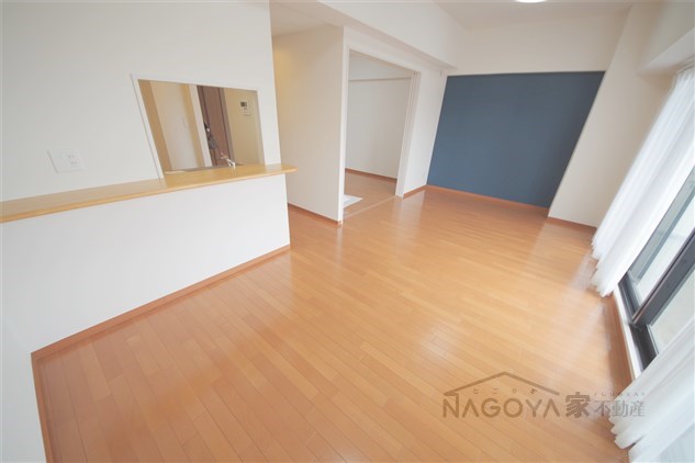 リバーコート砂田橋Ⅱ リビング