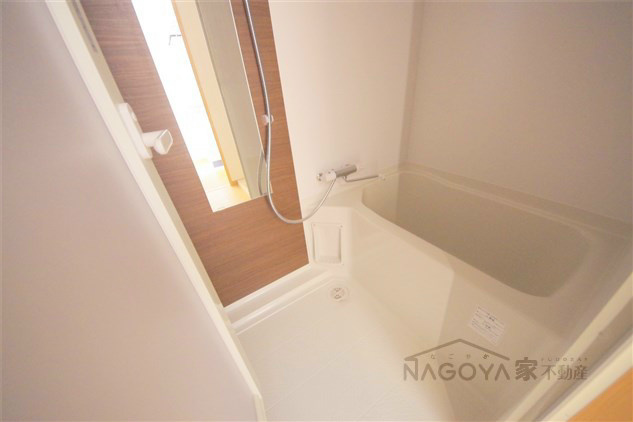 コスモナーレ千種 風呂画像