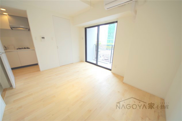 コンフォート新栄 リビング